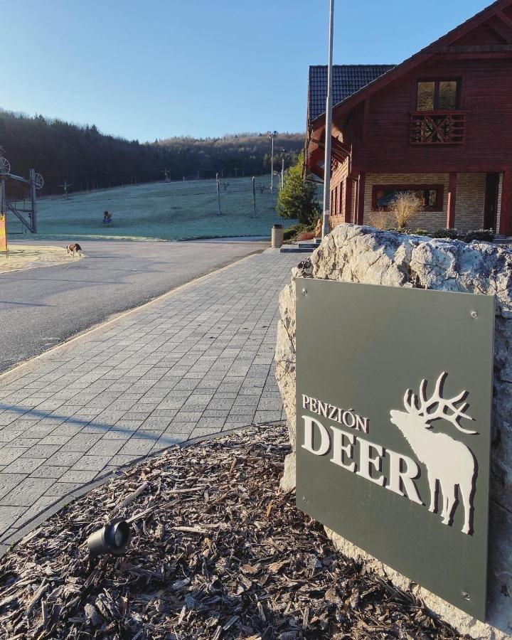 Penzion Deer Valča Εξωτερικό φωτογραφία